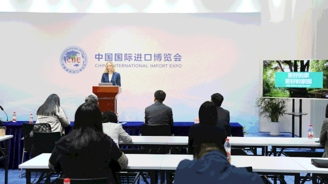 1603683214211446.gif 640.gif